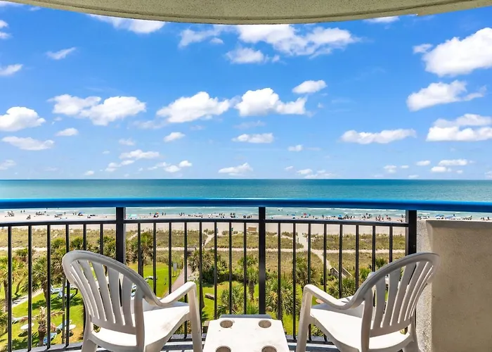 Boardwalk Resort Beachfront Condo By Hosteeva